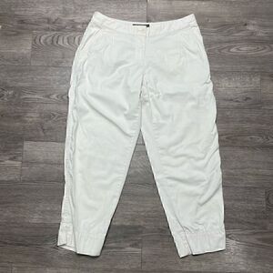 Tommy Bahama Capri Pants Womens Size 2 Beige Ellery Fit